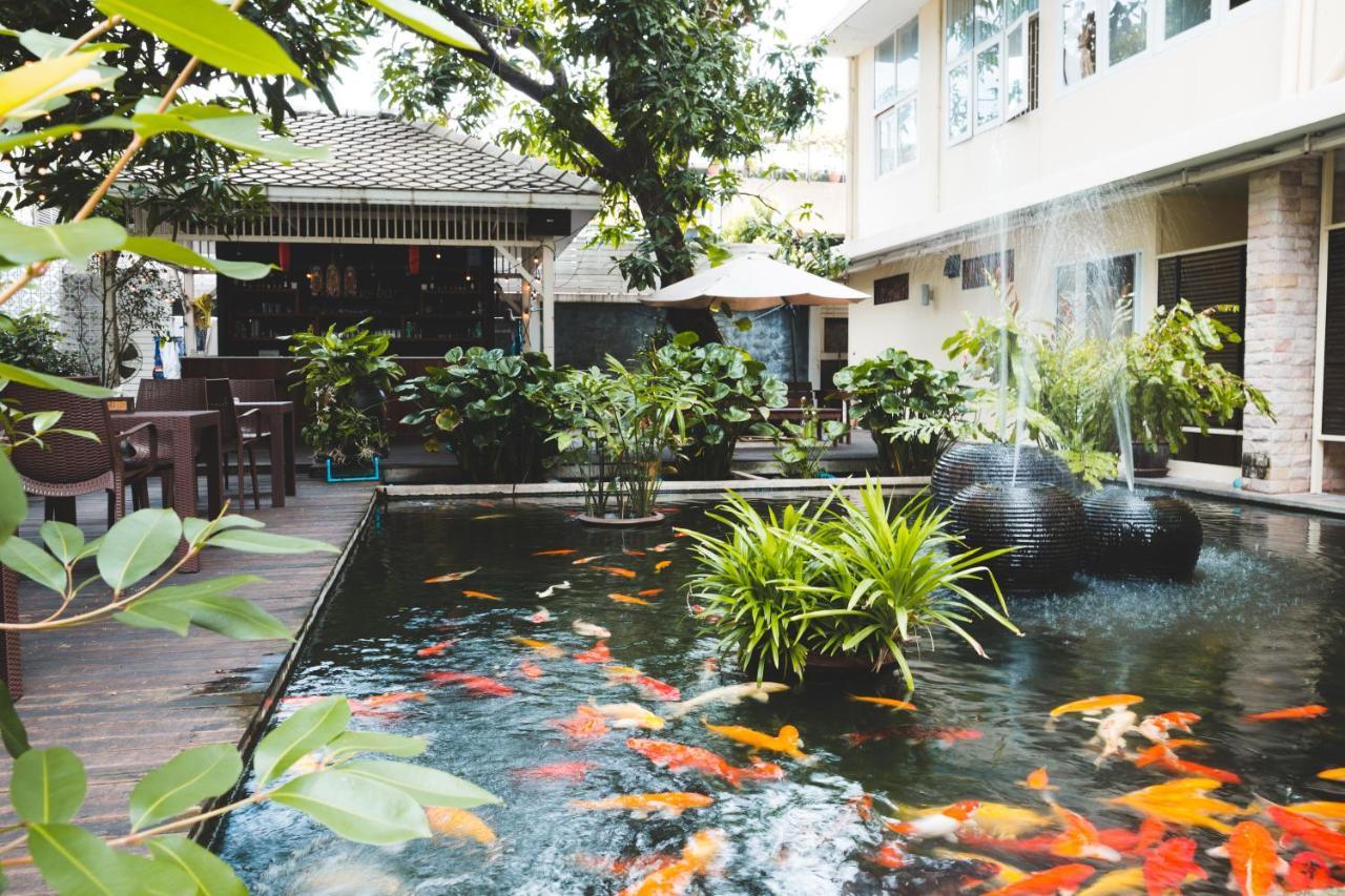 Poppy House Flowers Of Old Bangkok 빌라 외부 사진